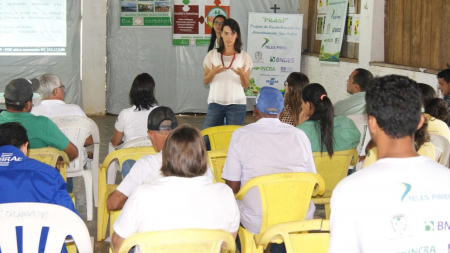 BNDES visita projeto da Usina Teles Pires em assentamento no MT BNDES visita projeto da Usina Teles Pires em assentamento no MT