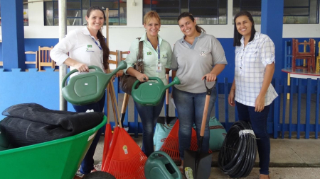 Horta agroecológica recebe apoio e insumos da UHE Teles Pires Horta agroecológica recebe apoio e insumos da UHE Teles Pires